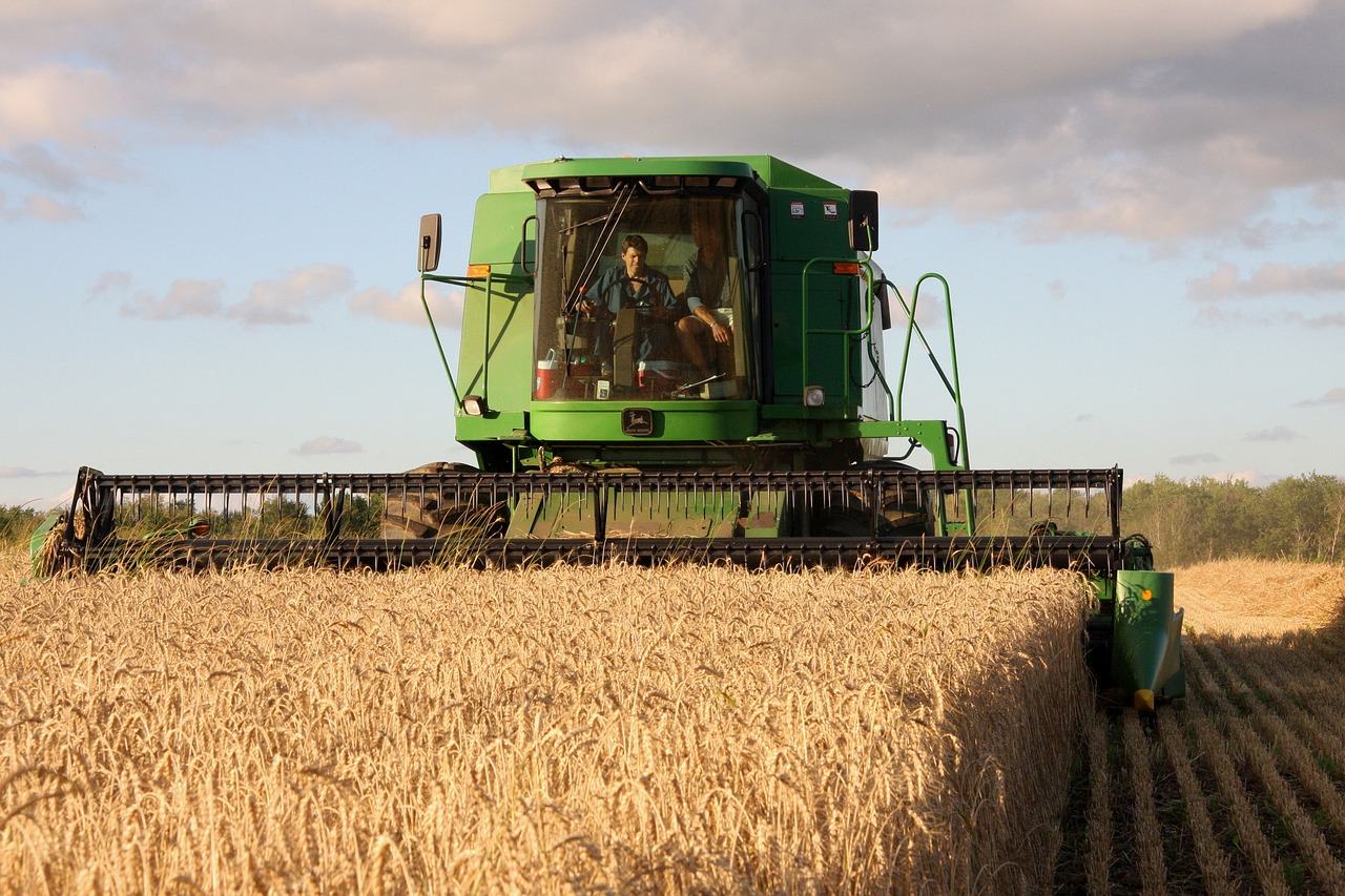 Smart Farming: The Key to Balancing Biodiversity and Agriculture